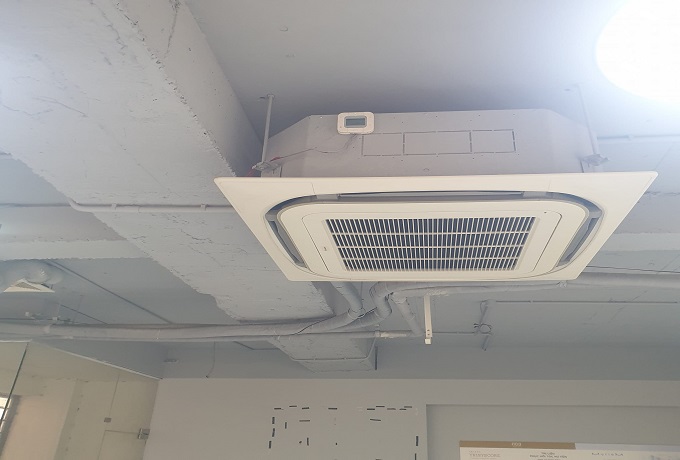 Sửa chữa, tháo lắp điều hòa tại quận Hoàng Mai, Hà Nội. Sửa chữa, tháo lắp điều hòa tại quận Hoàng Mai, Hà Nội.