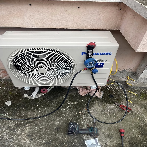 Chuyên sửa điều hòa Panasonic tại phường Thượng Cát mới sau sáp nhập.