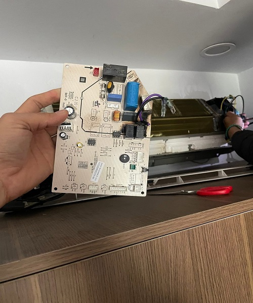 Chuyên sửa chữa điều hòa tại phường Dịch Vọng - Cầu Giấy - Hà Nội.