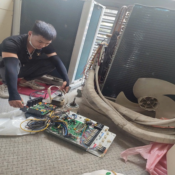 Sửa chữa điều hòa tại nhà giá rẻ, gần đây phường Phú Diễn mới sau sáp nhập