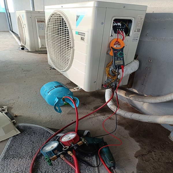 Sửa chữa điều hòa tại nhà giá rẻ, gần đây quận Đống Đa - Hà Nội.