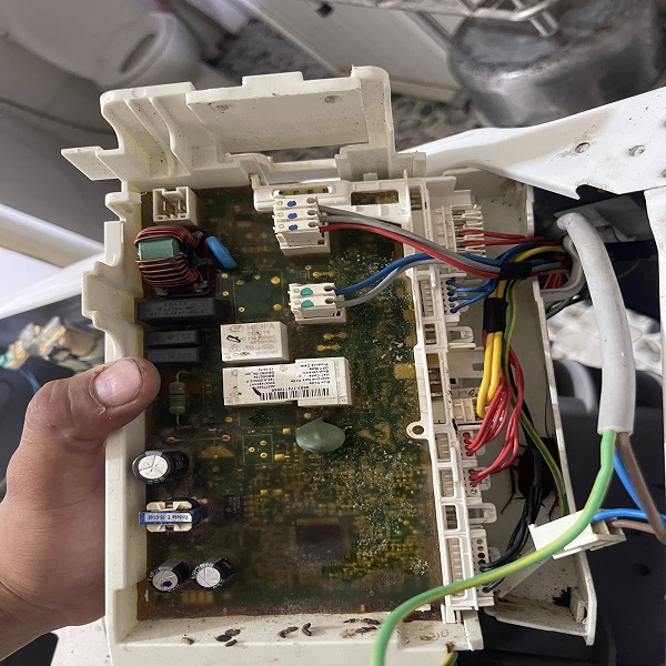 Chuyên sửa máy giặt tại phường Nguyễn Trãi - Hà Đông - Hà Nội.