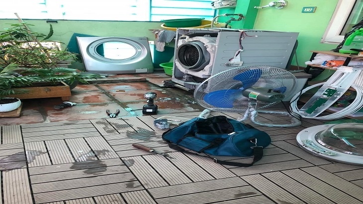 Sửa máy giặt tại nhà cho khách hàng tại Hà Nội