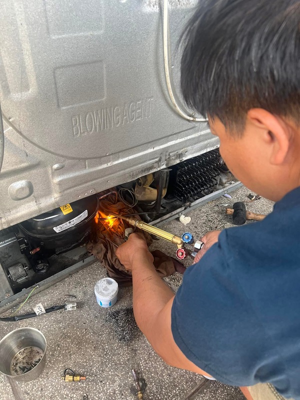 Thợ chuyên sửa tủ lạnh tại nhà ở Bắc Từ Liêm, Hà Nội. Uy tín, tận tâm.