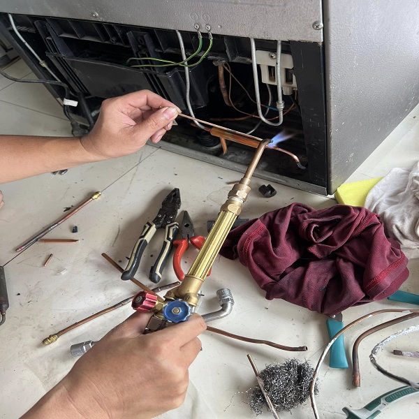 Sửa Tủ Lạnh Mê Linh. Thợ Lành Nghề, Tận Tâm, Có Mặt Ngay.