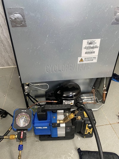 Thợ chuyên sửa chữa tủ lạnh tại phường Thượng Cát - Hà Nội sau sáp nhập.