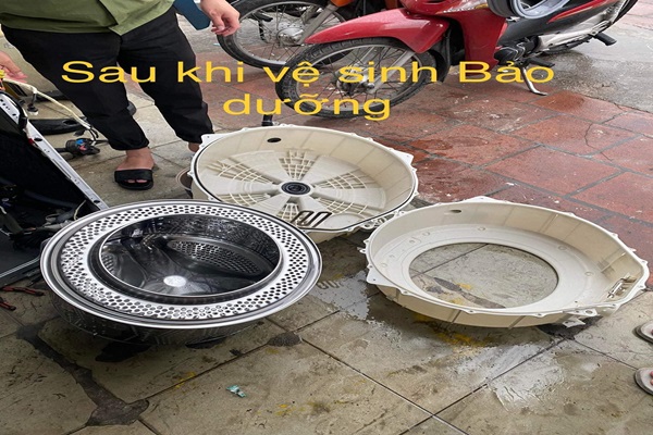 Vệ sinh lồng máy giặt tại quận Cầu Giấy, Hà Nội. Tận tâm, tỉ mỉ, giá rẻ